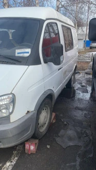 Грузовой фургон цельнометаллический (7 мест) ГАЗ 2752.